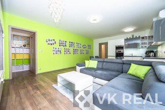 Prodej bytu 3+kk/L, sklep, garáž, OV, cca 100m2 vč. lodžie a - 2