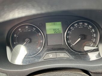 FABIA II BENZIN r.12, 99 000km - GARANCE KM, PĚKNÁ, PŮVOD ČR - 2