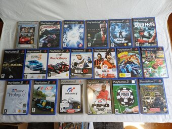 PS2 s příslušenstvím volant pedály,46 originál her - 2