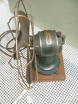 AEG typ GB 1, návrh Petera Behrense, 1908, č. 888242 - 2