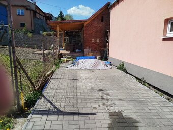 Prodej nově rekonstruovaného rodinného domu 1/4  se zahradou - 2