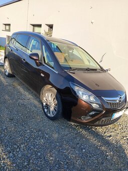 Opel Zafira tourer - 2
