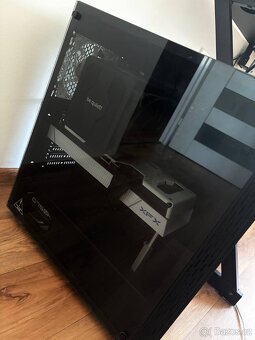 Herní PC – i5‑12400F • XFX RX 7800 XT WHITE - 2