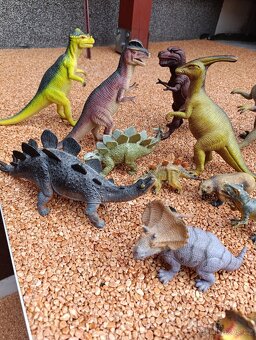Dinosauři - 2