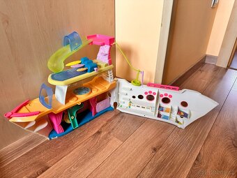 Littlest Pet Shop - LOĎ + postavičky - 2