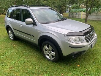 Subaru Forester 2,5 XS - 2
