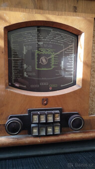 Starožitné rádio Philips z 30 let - 2