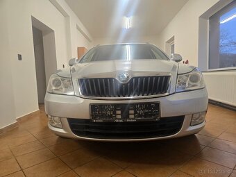 Škoda Octavia 2,0TDi 103kW Kombi Ambiente alu 18 - 2