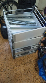 kování Franke se zásuvkami - 2