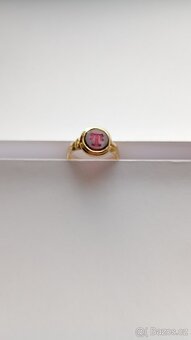 ZLATÝ PRSTEN  14 karátů - 2