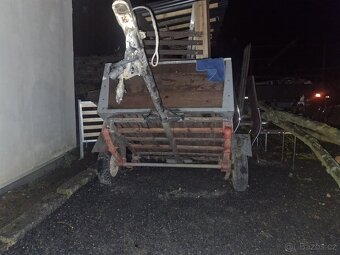 2x přívěstný vozík - 2