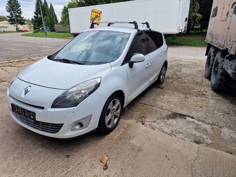 RENAULT SCENIC 3 DCi 1,5 81 kW - 2