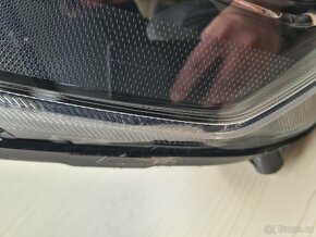 Pravé přední LED světlo Ford Focus 4 IV - 2