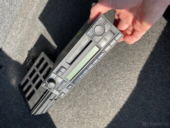 Radio a držák kazet do golf mk4 - 2