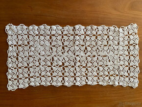 Prodám háčkované ubrusy, ruční práce - 2