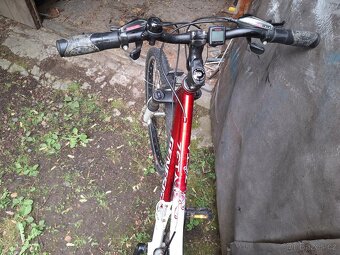 GENESIS Zeta 2013 - 2