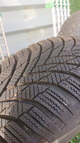 Zimni pneu vč disku zánovní pneu 90% - 2