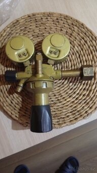 Redukční ventil kyslík - 2