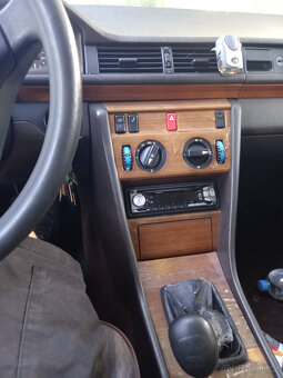 Mercedes W124, 3.0 D - 2
