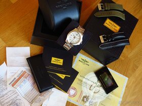 BREITLING Colt Automatic - 2