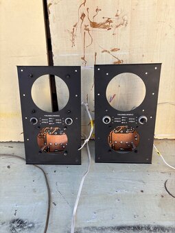 Repro Tesla výhybka 3-pásmová RS338 elektronika Praha - 2