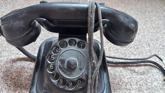 Historický telefon - 2