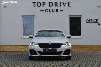 BMW Řada 5, 530e/xDrive/H&K/Skladem - 2