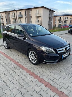 Mercedes-Benz B 180 CDI - 2