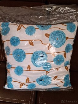 POLŠTÁŘ 40x40cm BUTIK N.O.V.Ý. - 2