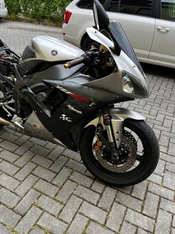 Prodam yamaha R1 - 2