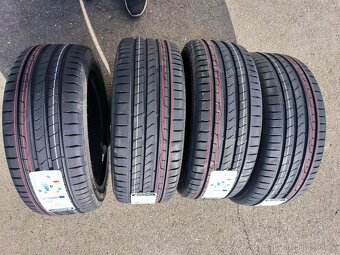 235/55 R18 - 2