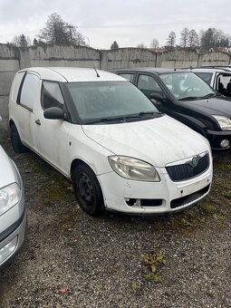 Škoda Roomster Praktik 1.2 HTP - 2