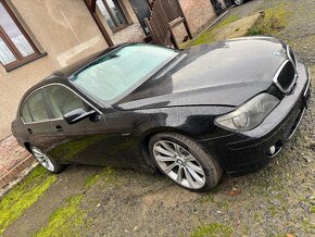 BMW E65 730d facelift Saphireschwarz - nahradni dily - 2
