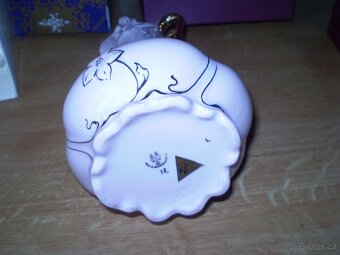 růžový porcelán - karafa s pomněnkami - 2