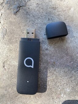 Alcatel LinkKey 4G LTE USB - 2