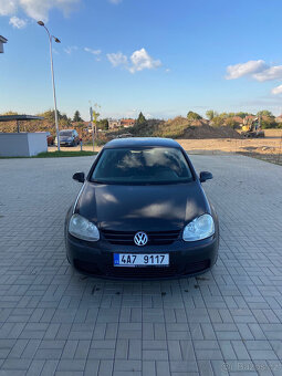 Volkswagen Golf 5 1.4 benzin - 2