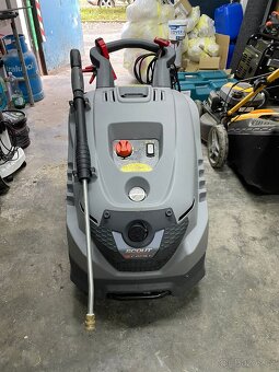 Prodám tlakovou myčku Comet scout evo 160 extra - 2