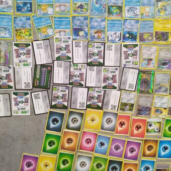 Prodám kartičky Pokémon - 2