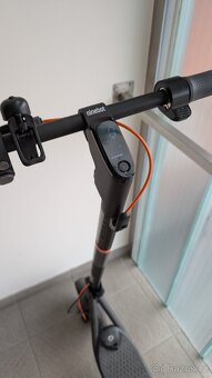 Elektrická koloběžka / Elektrokoloběžka Ninebot - 2