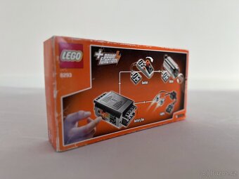 8293 Lego Power Functions motors - 2