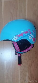 Lyžařská helma - 2
