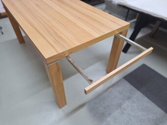 Sleva - Nový jídelní rozkládací stůl buk - 2