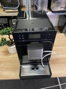 Kávovar Miele CM 5400 - 2