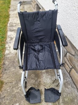 Prodám invalidní vozík BREEZY viz foto. - 2