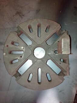 Soustruh nástroj - 2