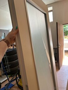 80tky levé CPL béžovo/bílé se sklem - 2