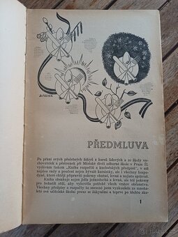 Kniha rozpočtů a kuchařských předpisů  Sandtnerová - 2