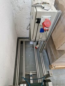 Pásový dopravník s programováním - 2