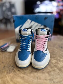 Jordan 1 Retro High OG SP Fragment x Travis Scott - 2