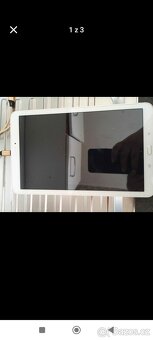 Tablet Samsung SM-T560 - 2